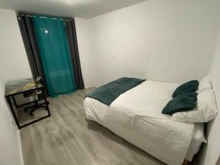 Plein centre 3 pièces au rez de chaussée calme, vue sur le jardin - 1