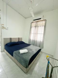 NovaHaus 3 Homestay Gong Badak - 5