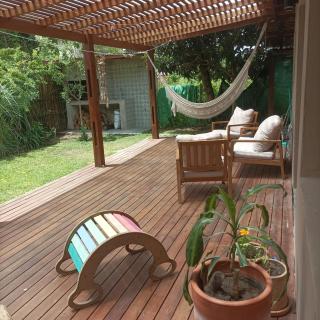 Cómoda casa de 2 dormitorios con amplio jardín - 5