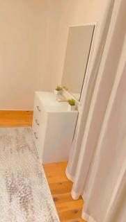 Stylish City Apartment with Full Comfort - 2