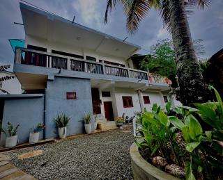 Sashini Beach House - 9