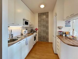 Elegant and Cozy Apartment with Sauna in Espoo - 6