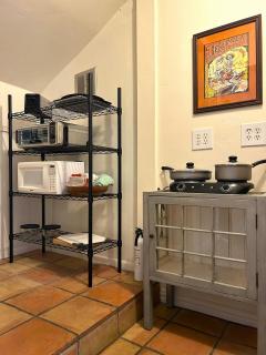 Boho Sun Cottage - Lake Travis - 1