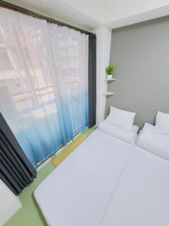 202 Dotonbori River 5 min walk to Dotonbori Kuromon Market Shinsaibashi, Namba Business District Balcony with washing machine 1F free dryer, microwave - 8