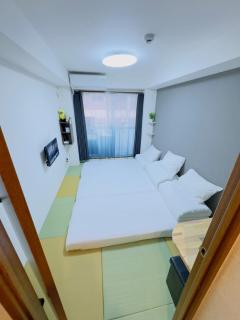 202 Dotonbori River 5 min walk to Dotonbori Kuromon Market Shinsaibashi, Namba Business District Balcony with washing machine 1F free dryer, microwave - 2