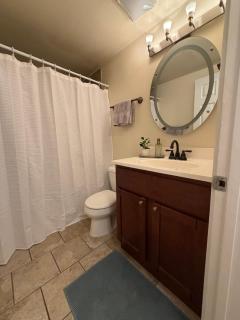 Premium 2-bedroom Condo in adorable Kona - Walk to Beaches Shops & Restaurants - Booking FAST - 1