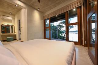 Roo Water Villas - 4