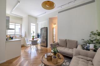 Boutique Twin Apts - Short Walk to Sea & Market - 1