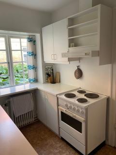 Apartment in family-owned, historic Manor - 3