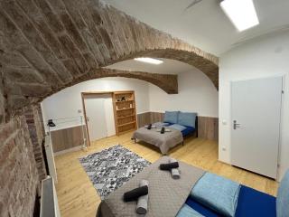 Cozy Apartment 5th District - 7