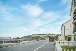 13 St Brides Bay View - 4 Bedroom - Broad Haven - 2