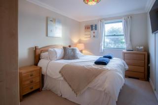 13 St Brides Bay View - 4 Bedroom - Broad Haven - 1