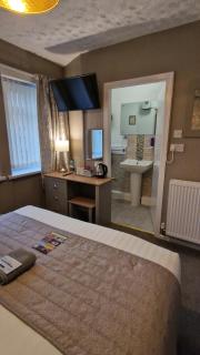 Corona Blackpool - 2