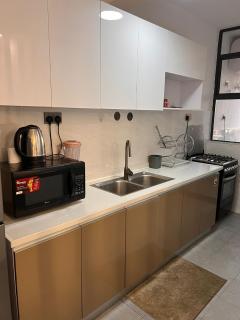 2 bedroom, Kilimani, 1 Min to Yaya House - 8