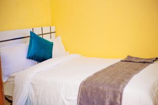 luxury apartments 3 bedroom house - 7