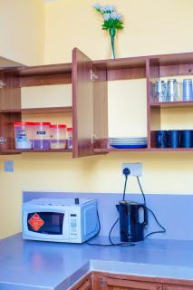 luxury apartments 3 bedroom house - 6