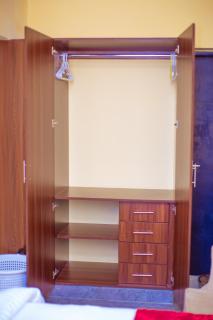 luxury apartments 3 bedroom house - 3