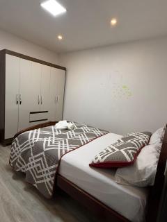 Acogedor departamento en centro de Chone, con garaje - 4