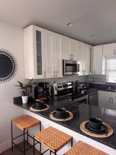 South Tampa Pet Friendly Home with Office & Yard - 7