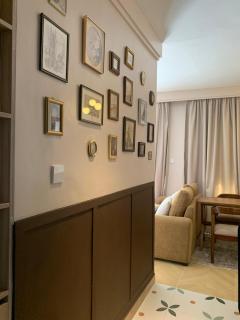 Naze L' Antique NearJKIA & SGR - 2