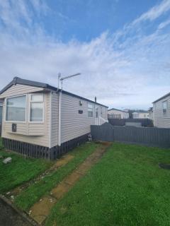 37 Unity Beach Brightholme Brean Pets stay free - 9