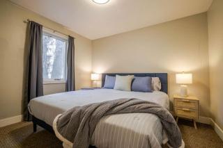 Prime 9th & 9th townhouse apt near U, Downtown, Sugarhouse - 4