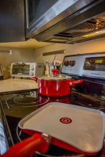 Prime 9th & 9th townhouse apt near U, Downtown, Sugarhouse - 6