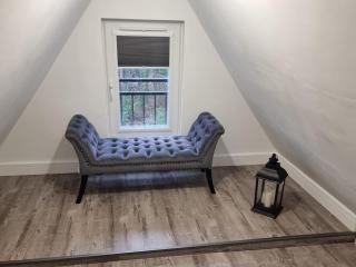 Brand new modern and stylish 2 bedroom apartment - 6