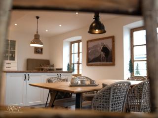 Charmante Altbauwohnung mit Flair in Polling - 0