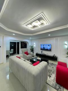 Stylish, spacious 1BR on Admiralty Lekki - 0