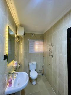 Stylish, spacious 1BR on Admiralty Lekki - Maroko - 7