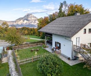 ,,Am Berg''- Ruhige Lage, See- und Traunsteinblick, 70 m2 - 8