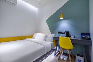 YiBai Hotel Beijing Wukesong Yuquanlu Subway Station Branch - 2