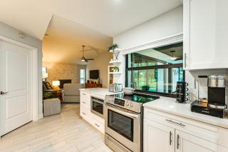 Bonita Springs Home with Lake Views 8 Mi to Beach! - 2