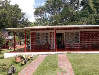 Villa Jacky Gigante Huila Casa de Campo - 8