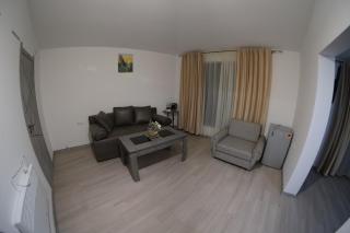 Eraz Guest House - 8