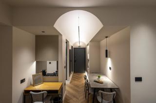 Lux Suites Athens - 9