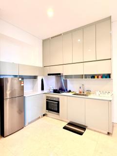 modern Suites Lucentia residence Luxurious Home - 3