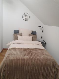 Karlsruhe Holiday & Business Home 3-Bedroom House - 7