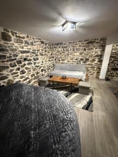 Stone house seta - 1
