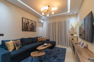 Amber Retreat Appartement luxueux avec balcon, piscine et parking - 3