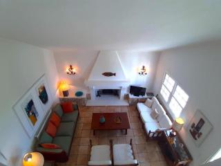 Skaloma Beachfront SeaView Villa Retreat - 0