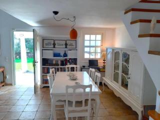 Skaloma Beachfront SeaView Villa Retreat - 9