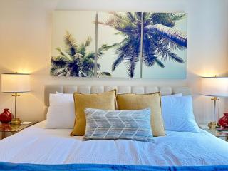 5 Star Location with City Views 2BD 2BA with King Beds - 8