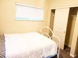 Aloha Paradise Room - 3