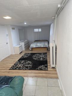 Spacious Room with Private bathroom - 1