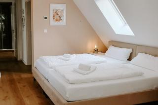 Orange Suite am Stadtpark - 5 P - Parkplatz - 8