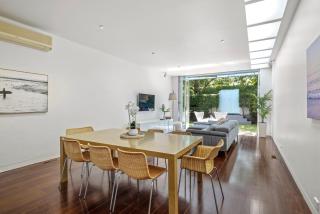 St Kilda Style - Stunning 3 Bedroom House - 1