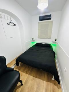 Cozy little room 2 - 6