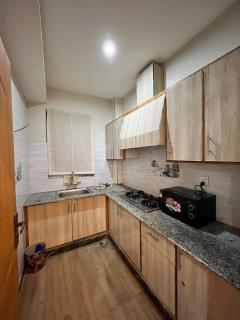 Luxury 1-Bedroom Apartment - 8